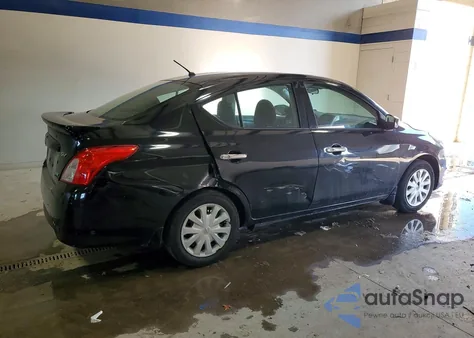 2015 Nissan Versa S z USA, uszkodzony, nr VIN 3N1CN7AP4FL867953